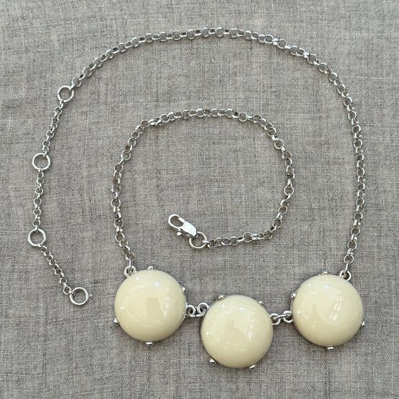 Silver Tone Chain 3 Three Round Beige Off-White Plastic Stones Necklace 23.5" - Picture 1 of 9